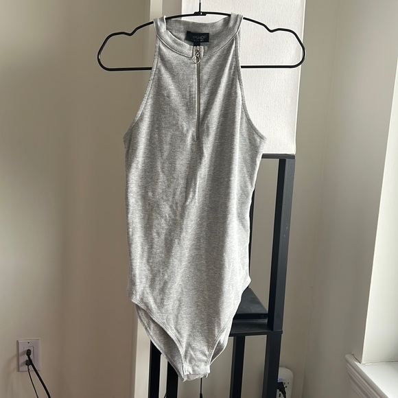 NWOT topshop gray rib bodysuit - Picture 2 of 8